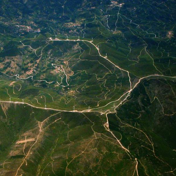El Yapımı Seramik Kupa Seti (2li)